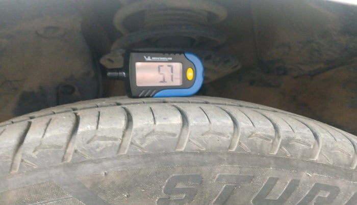 2016 Honda City 1.5L I-DTEC SV, Diesel, Manual, 1,50,444 km, tyre