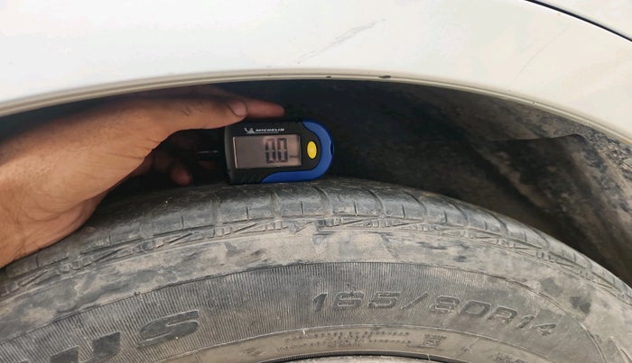 2015 Maruti Swift Dzire VDI, Diesel, Manual, 1,58,198 km, tyre