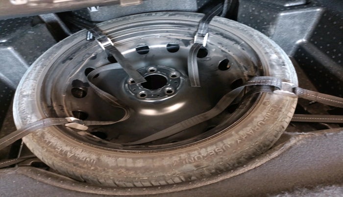 2023 Mercedes Benz E Class E 220d Expression, Diesel, Automatic, 17,342 km, tyre