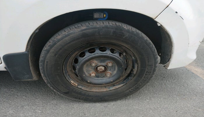 2018 Maruti Alto 800 LXI, Petrol, Manual, 50,031 km, tyre