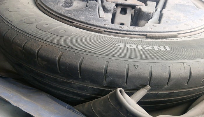 2018 Maruti Vitara Brezza VDI, Diesel, Manual, 86,568 km, tyre