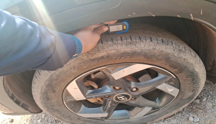 2021 Hyundai VENUE SX 1.0 TURBO, Petrol, Manual, 58,655 km, tyre