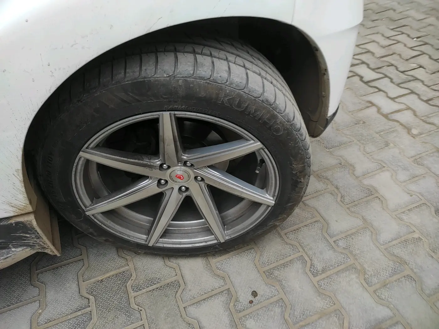 2024 Mahindra SCORPIO CLASSIC S11 MT 7S CC, Diesel, Manual, 23,367 km, tyre