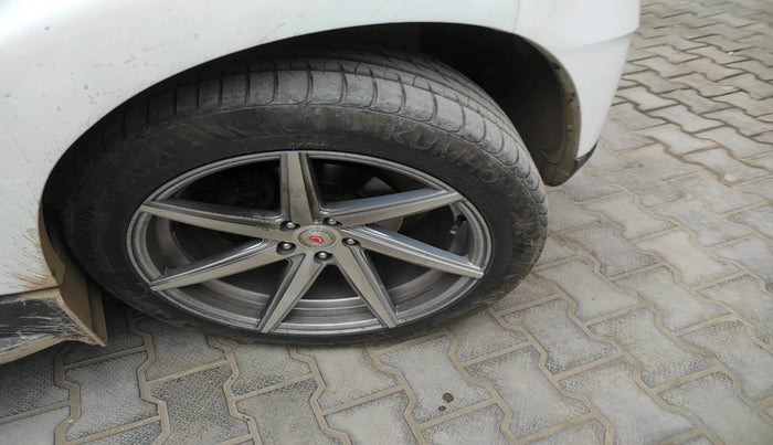 2024 Mahindra SCORPIO CLASSIC S11 MT 7S CC, Diesel, Manual, 23,367 km, tyre