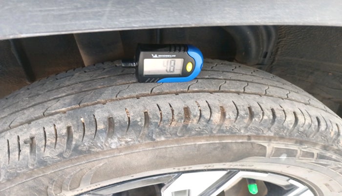 2022 Renault Kiger RXT (O) MT, Petrol, Manual, 87,987 km, tyre