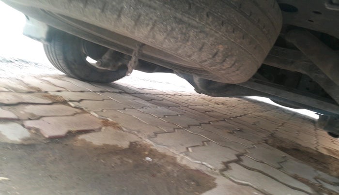 2016 Toyota Innova Crysta 2.4 VX 8 STR, Diesel, Manual, 1,71,045 km, tyre