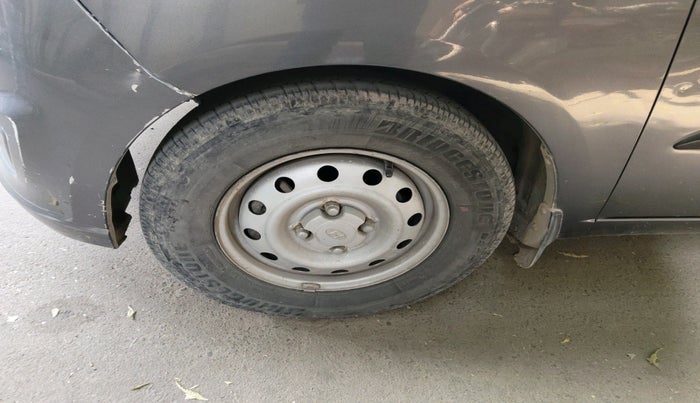 2012 Hyundai i10 ERA 1.1, Petrol, Manual, 34,956 km, tyre