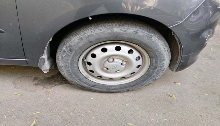 2012 Hyundai i10 ERA 1.1, Petrol, Manual, 34,956 km, tyre