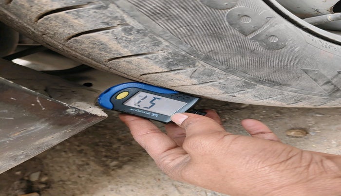 2014 Hyundai i10 MAGNA 1.1, Petrol, Manual, 65,181 km, tyre