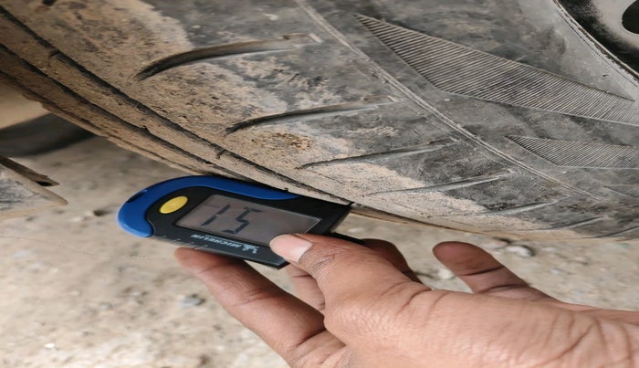 2014 Hyundai i10 MAGNA 1.1, Petrol, Manual, 65,181 km, tyre