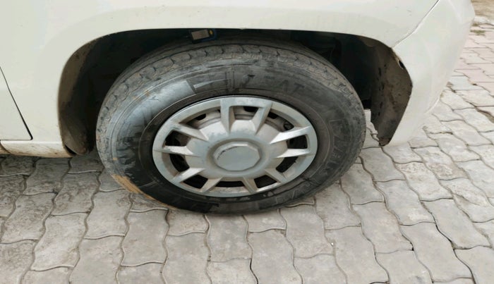 2019 Mahindra TUV300 T4 PLUS, Diesel, Manual, 49,165 km, tyre