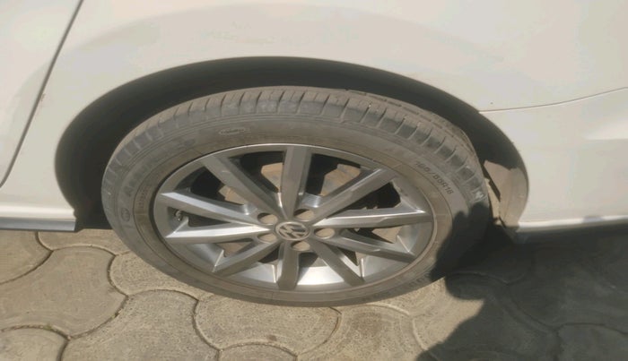 2020 Volkswagen Vento HIGHLINE PLUS 1.0L TSI AT, Petrol, Automatic, 54,885 km, tyre