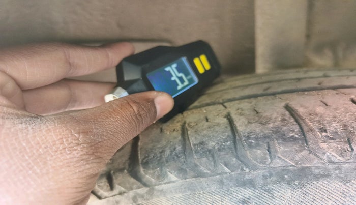 2015 Tata Zest XT PETROL, Petrol, Manual, 73,088 km, tyre