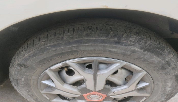 2015 Hyundai i10 MAGNA 1.1, Petrol, Manual, 53,467 km, tyre