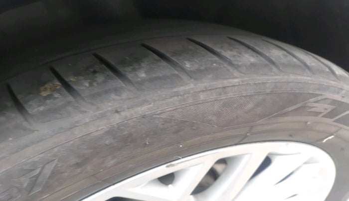 2015 Audi A3 2.0 TDI  PREMIUM, Diesel, Automatic, 1,49,963 km, tyre