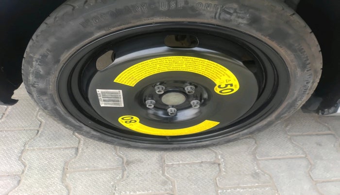 2015 Audi A3 2.0 TDI  PREMIUM, Diesel, Automatic, 1,49,963 km, tyre