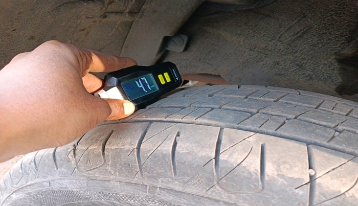 2016 Renault Duster RXE 1.6 PETROL, Petrol, Manual, 50,158 km, tyre