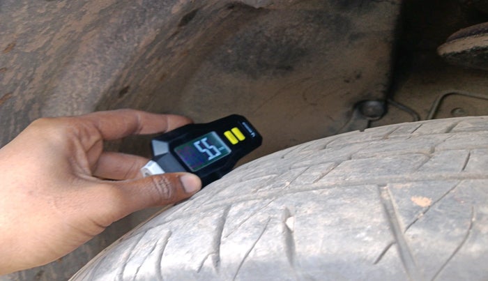 2016 Renault Duster RXE 1.6 PETROL, Petrol, Manual, 50,158 km, tyre