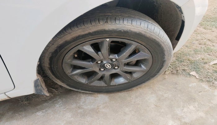 2020 Hyundai Elite i20 SPORTZ PLUS 1.2, Petrol, Manual, 63,260 km, tyre