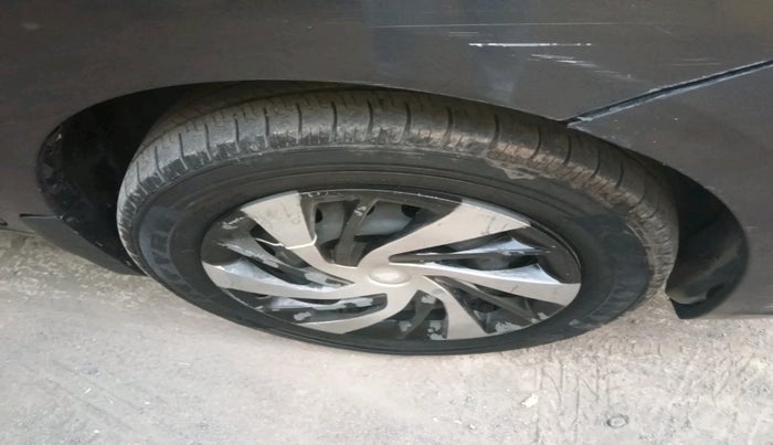 2015 Maruti Ertiga VDI SHVS, Diesel, Manual, 1,41,209 km, tyre