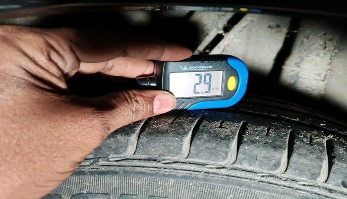 2016 Honda City 1.5L I-VTEC V MT, Petrol, Manual, 38,885 km, tyre