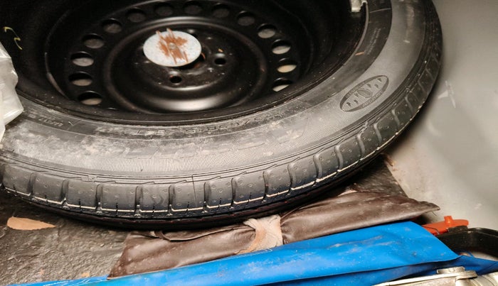 2016 Honda City 1.5L I-VTEC V MT, Petrol, Manual, 38,885 km, tyre