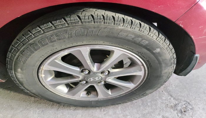 2015 Hyundai Grand i10 ASTA 1.2 KAPPA VTVT, Petrol, Manual, 75,567 km, tyre