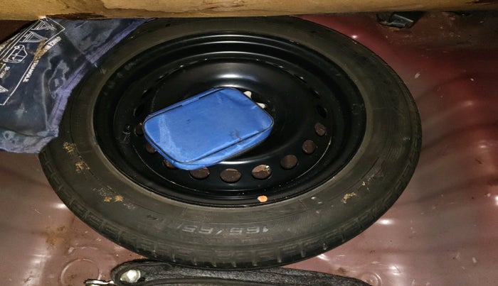 2015 Hyundai Grand i10 ASTA 1.2 KAPPA VTVT, Petrol, Manual, 75,567 km, tyre