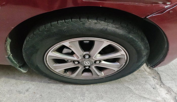 2015 Hyundai Grand i10 ASTA 1.2 KAPPA VTVT, Petrol, Manual, 75,567 km, tyre