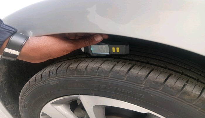 2016 Hyundai Elite i20 ASTA 1.2 (O), Petrol, Manual, 46,299 km, tyre