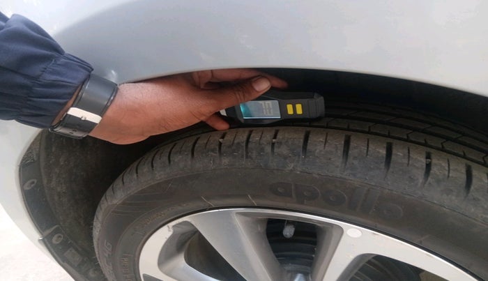 2016 Hyundai Elite i20 ASTA 1.2 (O), Petrol, Manual, 46,299 km, tyre