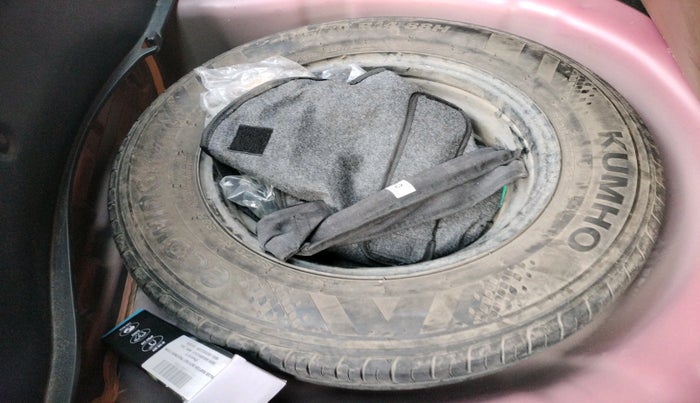 2018 Hyundai Elite i20 MAGNA EXECUTIVE 1.2, Petrol, Manual, 13,313 km, tyre