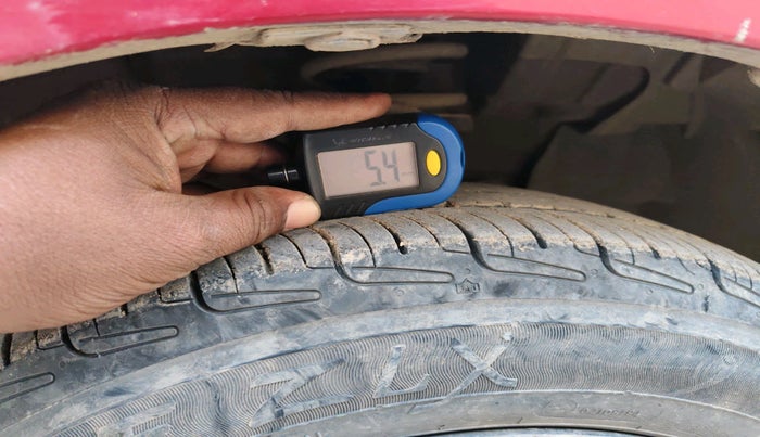 2019 Datsun Go Plus T(O), Petrol, Manual, 96,086 km, tyre