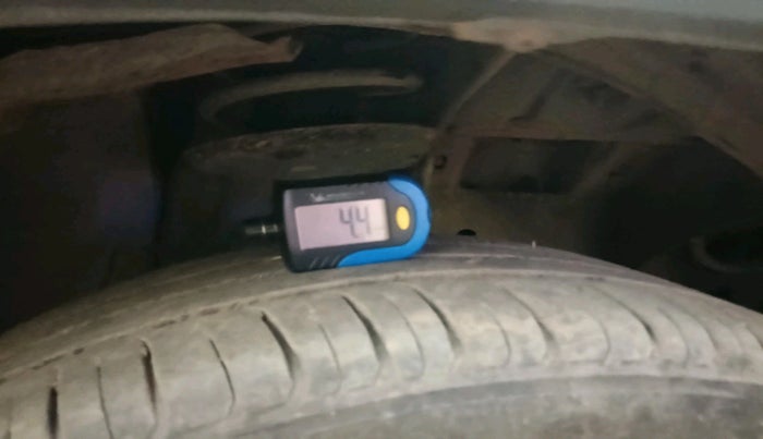 2015 Renault Duster 110 PS RXZ DIESEL, Diesel, Manual, 1,14,311 km, tyre