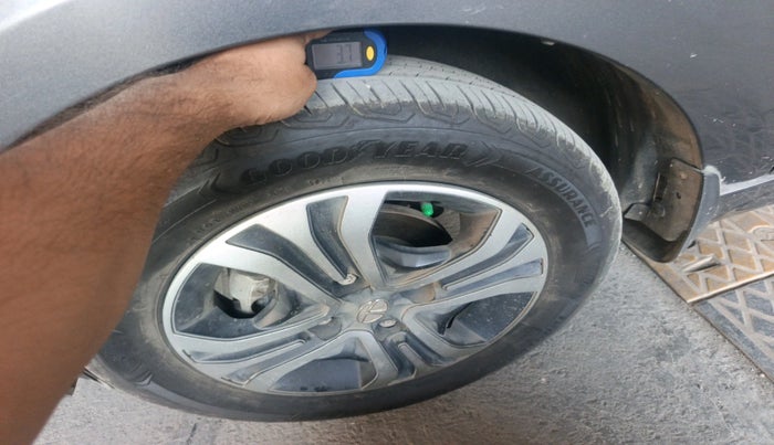 2023 Tata Tiago XT PETROL, Petrol, Manual, 21,606 km, tyre