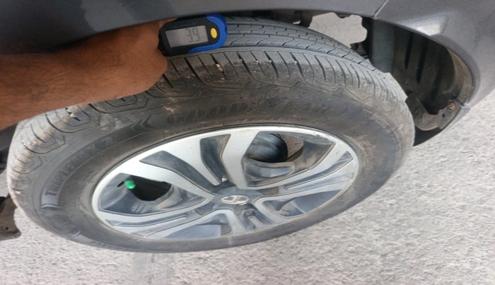 2023 Tata Tiago XT PETROL, Petrol, Manual, 21,606 km, tyre