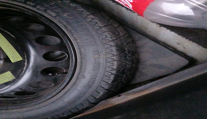 2010 Audi A4 1.8 TFSI, Petrol, Automatic, 67,536 km, tyre