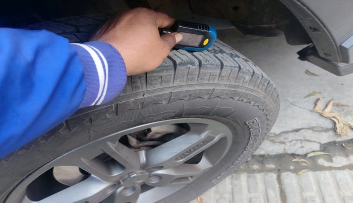 2023 Mahindra Thar LX PETROL HT 4WD AT, Petrol, Automatic, 20,656 km, tyre