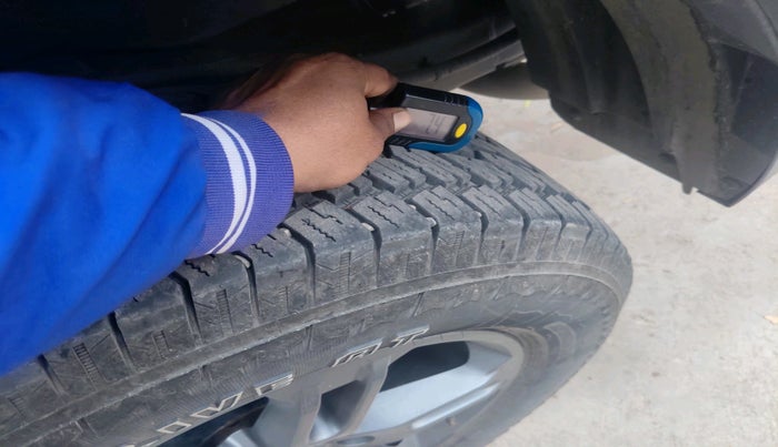 2023 Mahindra Thar LX PETROL HT 4WD AT, Petrol, Automatic, 20,656 km, tyre