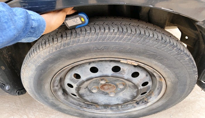 2013 Maruti Swift Dzire VXI, Petrol, Manual, 58,234 km, tyre