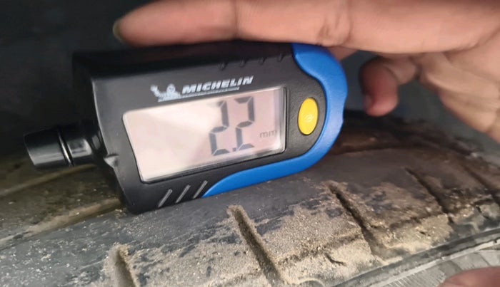 2017 Renault Kwid RXL, Petrol, Manual, 59,314 km, tyre