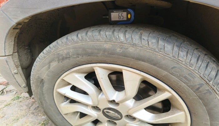 2016 Mahindra Kuv100 K8 D 6 STR, Diesel, Manual, 59,502 km, tyre