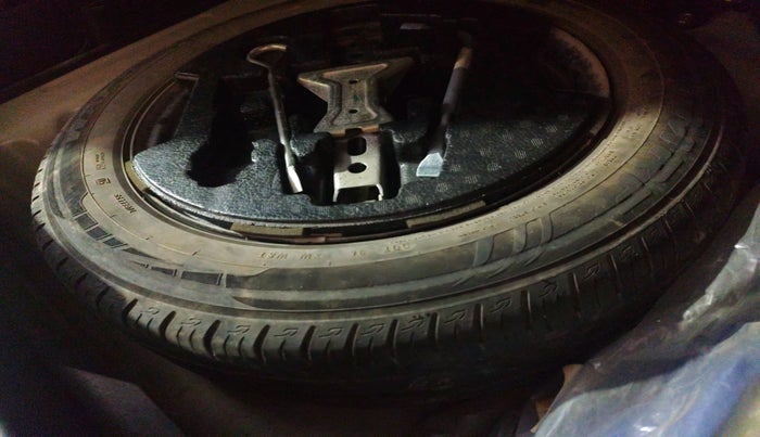 2019 Maruti Vitara Brezza VDI, Diesel, Manual, 1,08,626 km, tyre