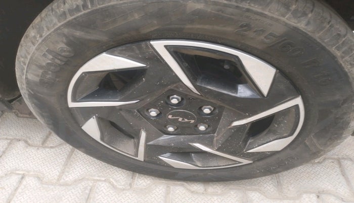 2025 KIA SONET HTK (O) 1.2 Petrol MT, Petrol, Manual, 8,116 km, tyre