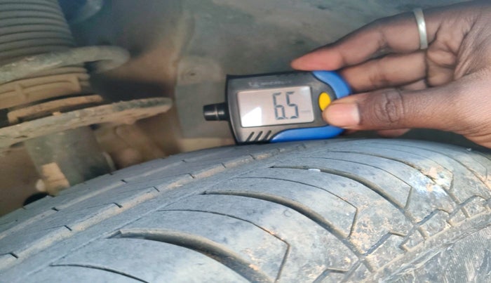 2019 Maruti Dzire ZXI, Petrol, Manual, 34,503 km, tyre