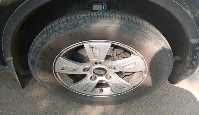 2013 Mahindra XUV500 W8, Diesel, Manual, 71,239 km, tyre