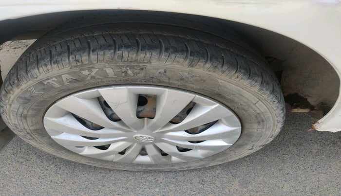 2013 Toyota Etios GD, Diesel, Manual, 2,56,194 km, tyre