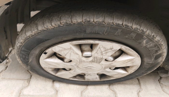 2015 Maruti Wagon R 1.0 LXI, Petrol, Manual, 73,835 km, tyre