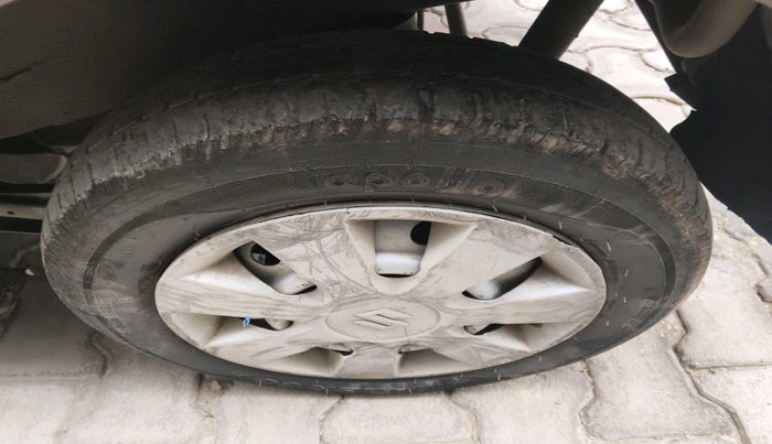 2015 Maruti Wagon R 1.0 LXI, Petrol, Manual, 73,835 km, tyre