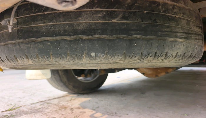 2012 Mahindra Scorpio VLX 2WD BS-III, Diesel, Manual, 74,526 km, tyre